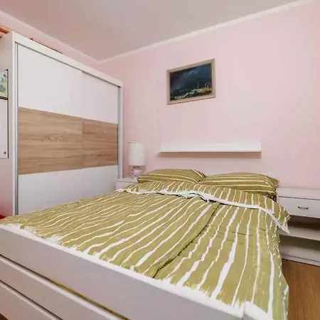 Apartament In 51201 Dramalj