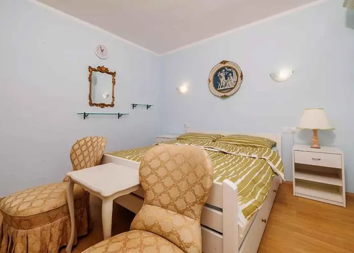 Apartamento In 51201 *